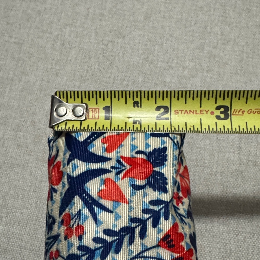 Like New Primrose Hill MakeUp Bag-Red/Navy/Cream Print-ZipTop - Picture 11 of 11